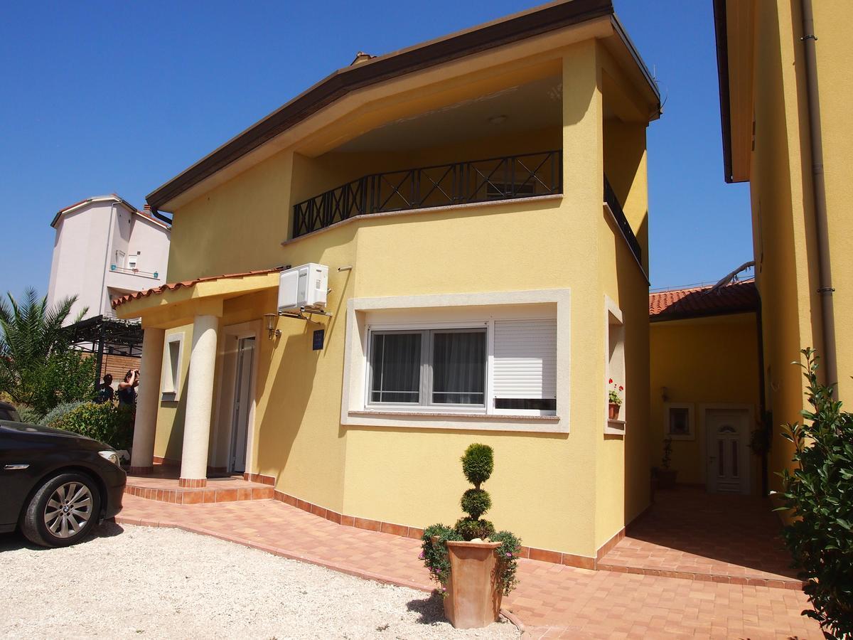 Villa Istriana Liznjan Exterior photo